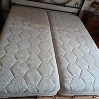 materassi più reti a motore