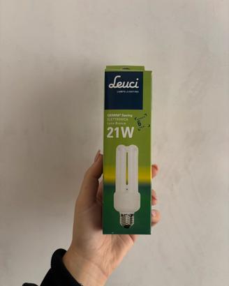Lampadina elettronica a risparmio di energia