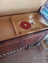 Giradischi con mobile