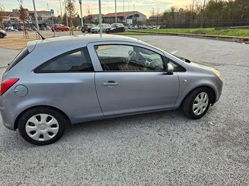 Opel Corsa 1.2 Benzina 80 CV (2009) - PASSAGGIO IN