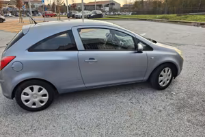 Opel Corsa 1.2 Benzina 80 CV (2009) - PASSAGGIO IN