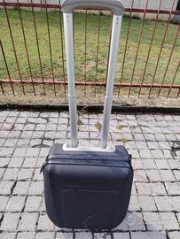 Trolley cabina Piquadro rigido con lucchetto TSA