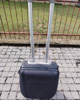 Trolley cabina Piquadro rigido con lucchetto TSA