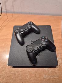 PlayStation 4 Slim + 2 Gamepad