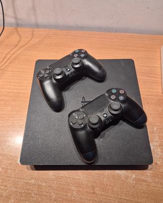 PlayStation 4 Slim + 2 Gamepad