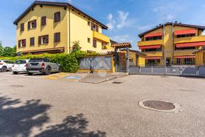 3 LOCALI A FERRARA