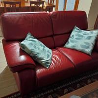 Due divani 1,71m e 2,10m