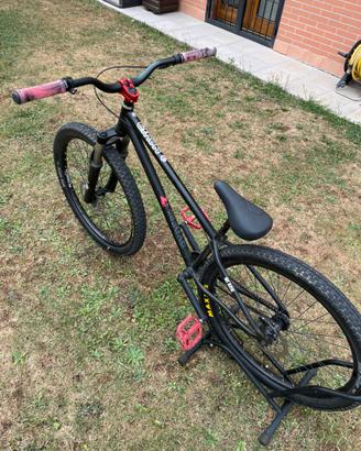Mtb norco jump