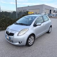 Toyota Yaris 1.3 5 porte
