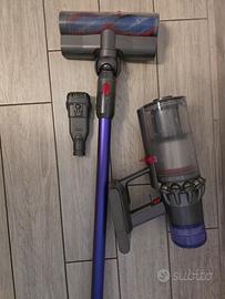 Dyson V11 