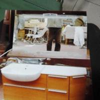 Mobile bagno in sospensione