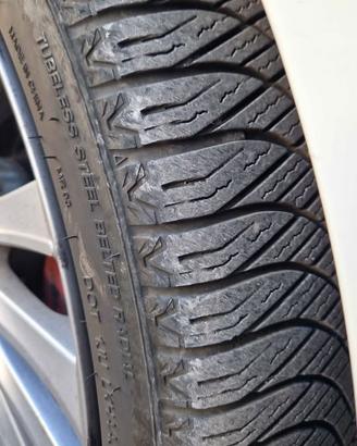 4 pneumatici 225/40 R18