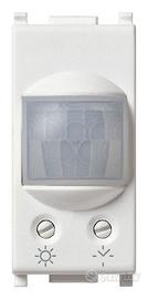 Vimar Interruttore IR a relè 230V bianco - 14181