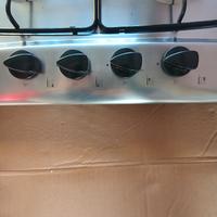 Piano cottura 4 fuochi