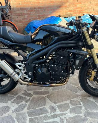 Triumph Speed Triple 1050