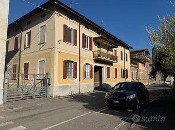 3 LOCALI A BERNAREGGIO