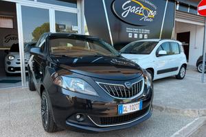 Lancia Ypsilon 1.0 Hybrid Gold