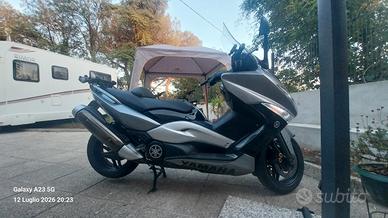 YAMAHA T MAX  