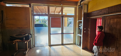 Vetrina adibita ad uso commerciale/per negozi