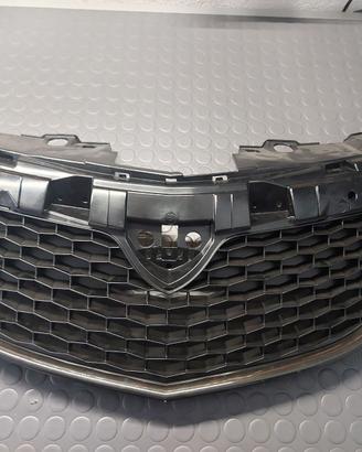 Griglia lancia ypsilon 2015