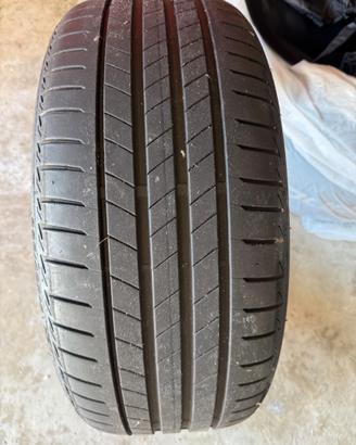 4 Gomme Bridgestone Turanza T005 225/40R18 92Y