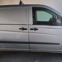 Mercedes Benz Vito compact