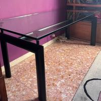 Tavolo rettangolare di LE COURBOUSIER