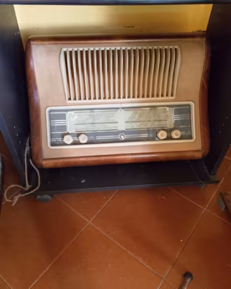radio a valvole del 1951