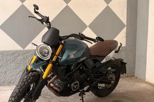 MOTO MORINI SEIEMMEZZO SCR 650 - 2023 - 9.000 KM