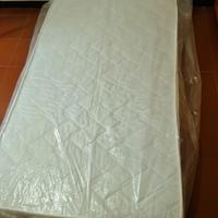 Materasso per letto o divano nuovo