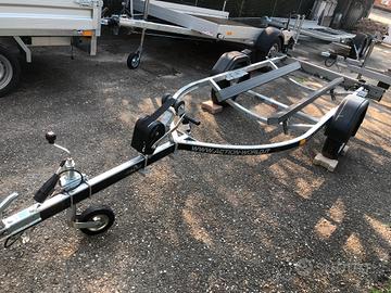 Rimorchio per moto d'acqua