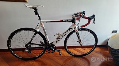 Kuota Pro Team Edition KOM pedali Garmin Vector