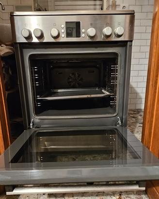 CUCINA A GAS CON FORNO