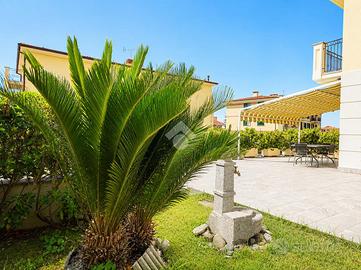 3 LOCALI A RIVA LIGURE