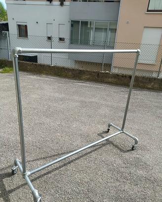 Carrelli porta vestiti 