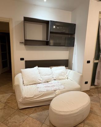 Divano con Pouf