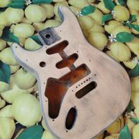 body fender Stratocaster made in Mexico (mancino)