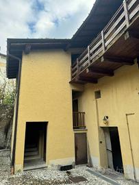 Appartamento di 126 m² con 3 locali a Canzo