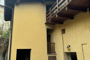 Appartamento di 126 m² con 3 locali a Canzo