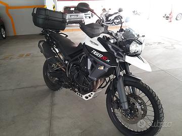 Triumph Tiger XCx 800 - 2015.