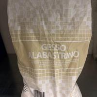 Lotto stucco, intonaco, gesso e malta – circa 8 kg