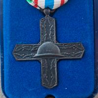 Medaglia di guerra, croce della Repubblica
