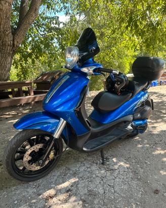 Piaggio beverly 500