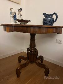 Tavolino inglese