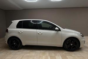 Volkswagen Golf GTI 2.0 TSI 5p.