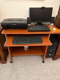 Mobile per computer, con rotelle