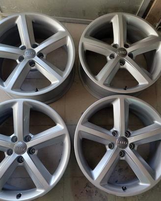 Cerchi in lega da 18 pollici per audi a4/a5 ecc