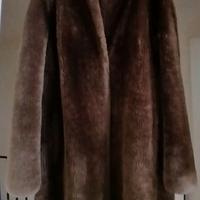 Pelliccia ecologica color marrone, taglia 46.