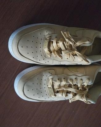 nike gialle 39