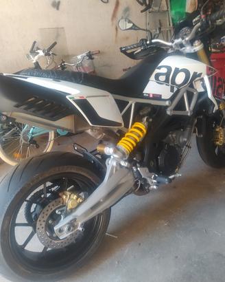 Aprilia 1200
